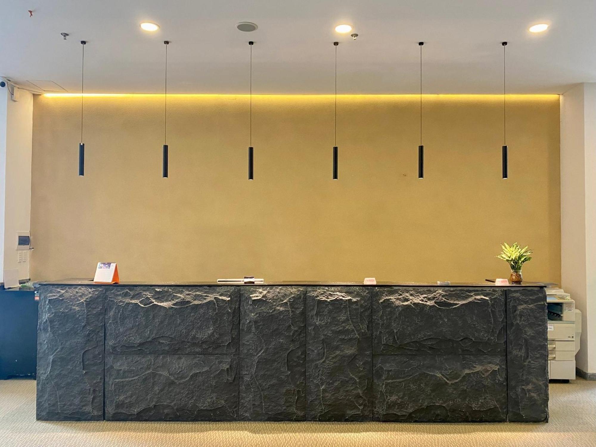 Huazhu Hotel 胡志明市 外观 照片